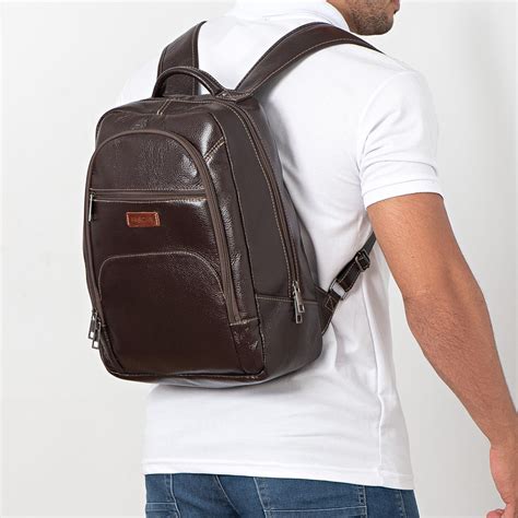 mochila fascar de couro masculina|More.